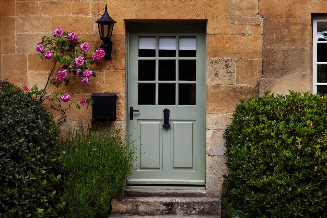 Modern energy-efficient door and glazing